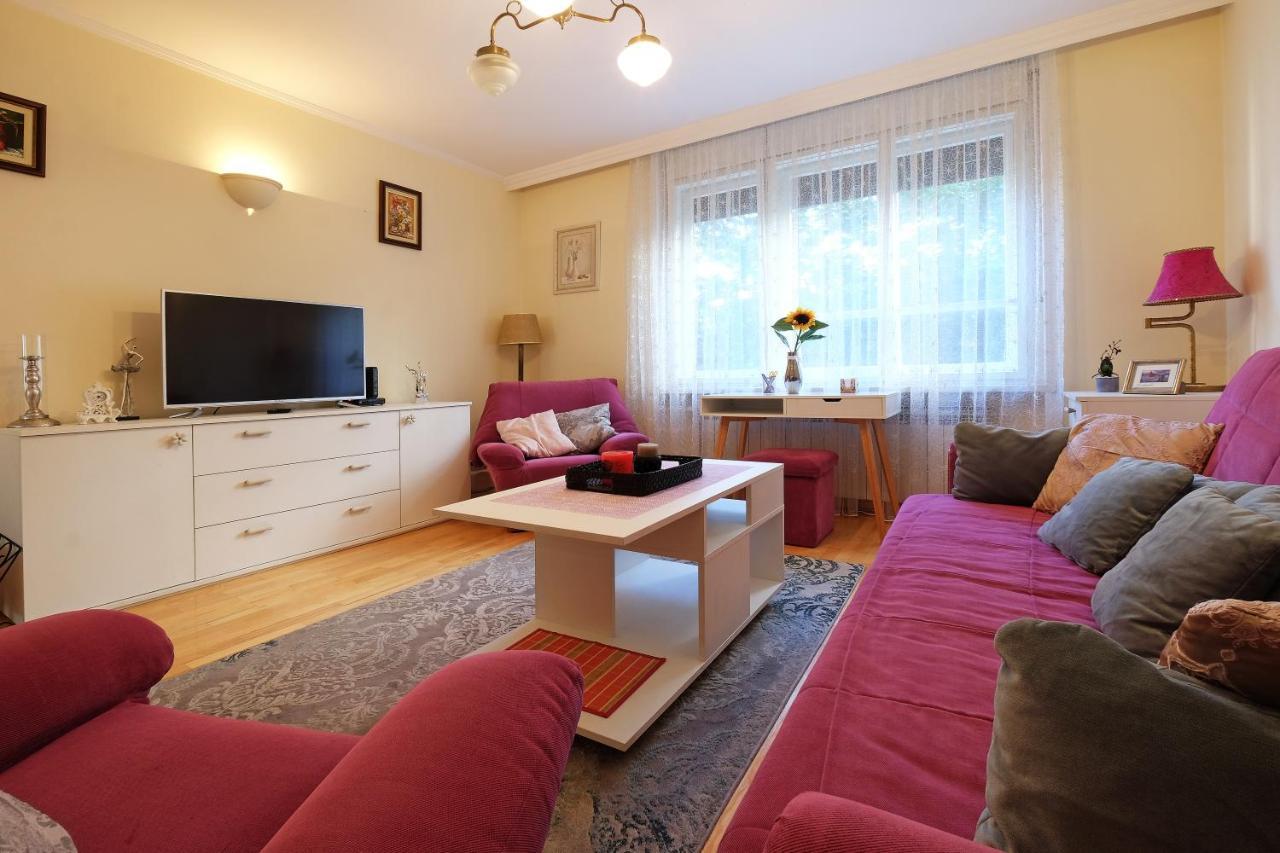 Paradise Starry Suite-City Center Belgrade Exterior photo